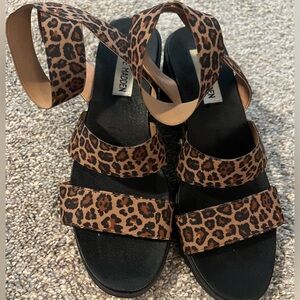 Steve Madden cheetah print heels - worn once - size 7